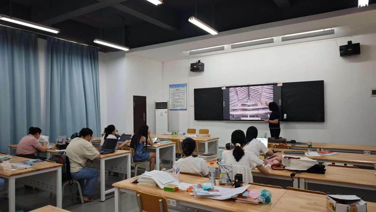 265610f9b23cfe5d5b3f81a2a69c3512